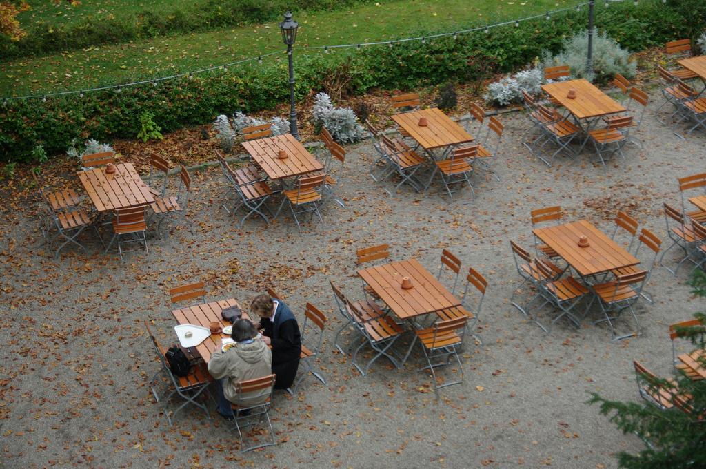 Hotel St.-Michaels-Heim Berlin Bagian luar foto