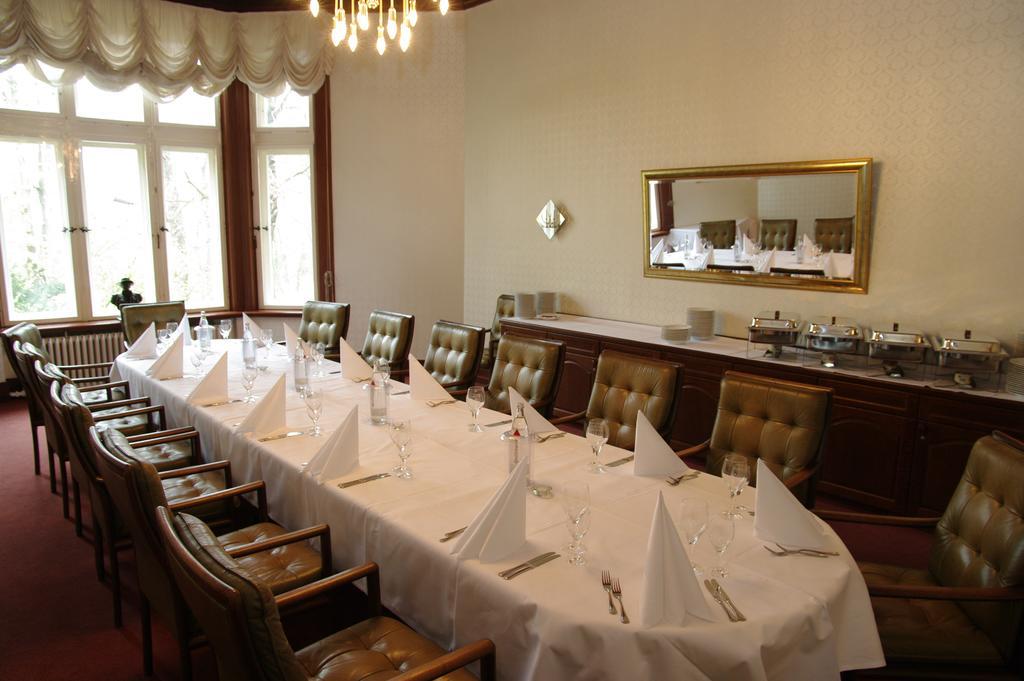 Hotel St.-Michaels-Heim Berlin Bagian luar foto