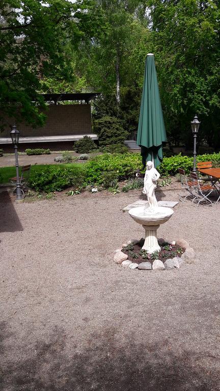 Hotel St.-Michaels-Heim Berlin Bagian luar foto